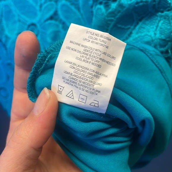 Turquoise Lace Cocktail Dress - Picture 6 of 10